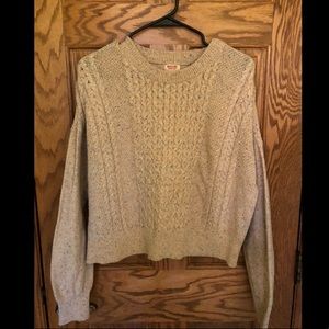 Women’s cable knit sweater (size large)
